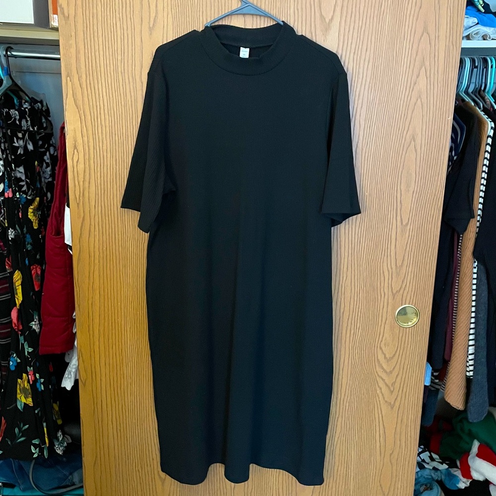 Black Ribbed Mock-Neck Midi Dress